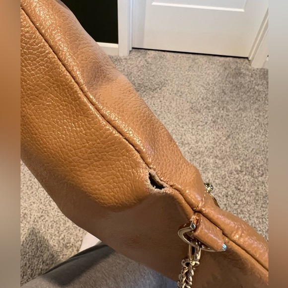 Tory Burch leather crossbody foldover bag in camel - Picture 11 of 16